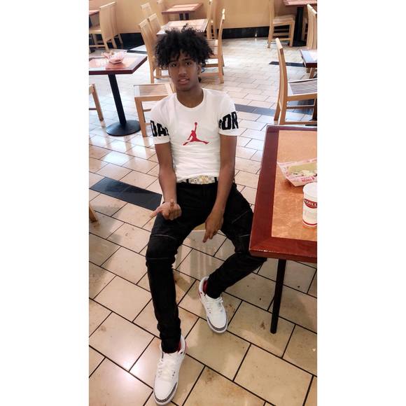 Meet your Posher, Zion - Picture 1 of 1